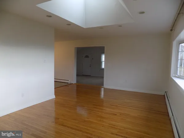 $2,300 | 3168 Middle Creek Road, Gilbertsville, PA 19525