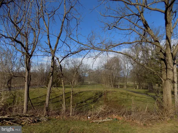 $2,300 | 3168 Middle Creek Road, Gilbertsville, PA 19525