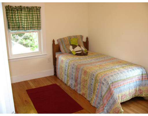 8 Birchcroft Road Boston, MA 02136 - Photo 9 of 17 Gallery Image 9