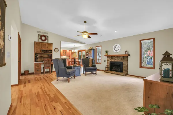 $398,000 | 610 North Craig Drive, Mahomet, IL 61853