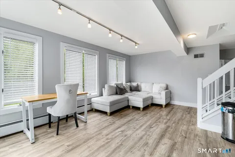 $589,000 | 4 Candlewood Birches, Brookfield, CT 06804