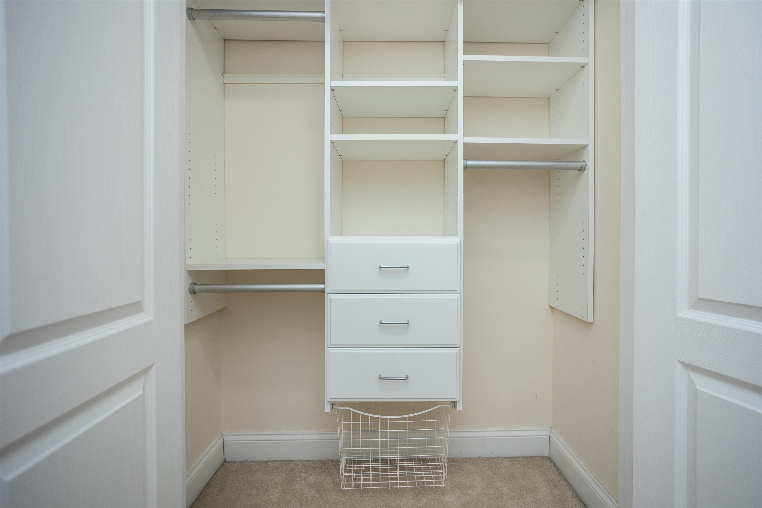 203 Keswick Circle Dayton, VA 22821 - Photo 36 of 73 a view of a walk in closet