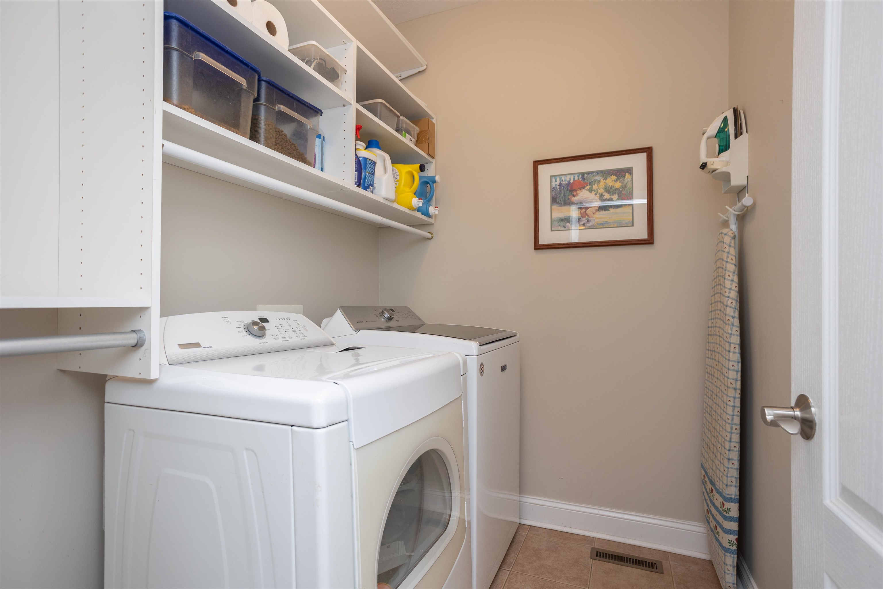 203 Keswick Circle Dayton, VA 22821 - Photo 45 of 73 a utility room with dryer and washer
