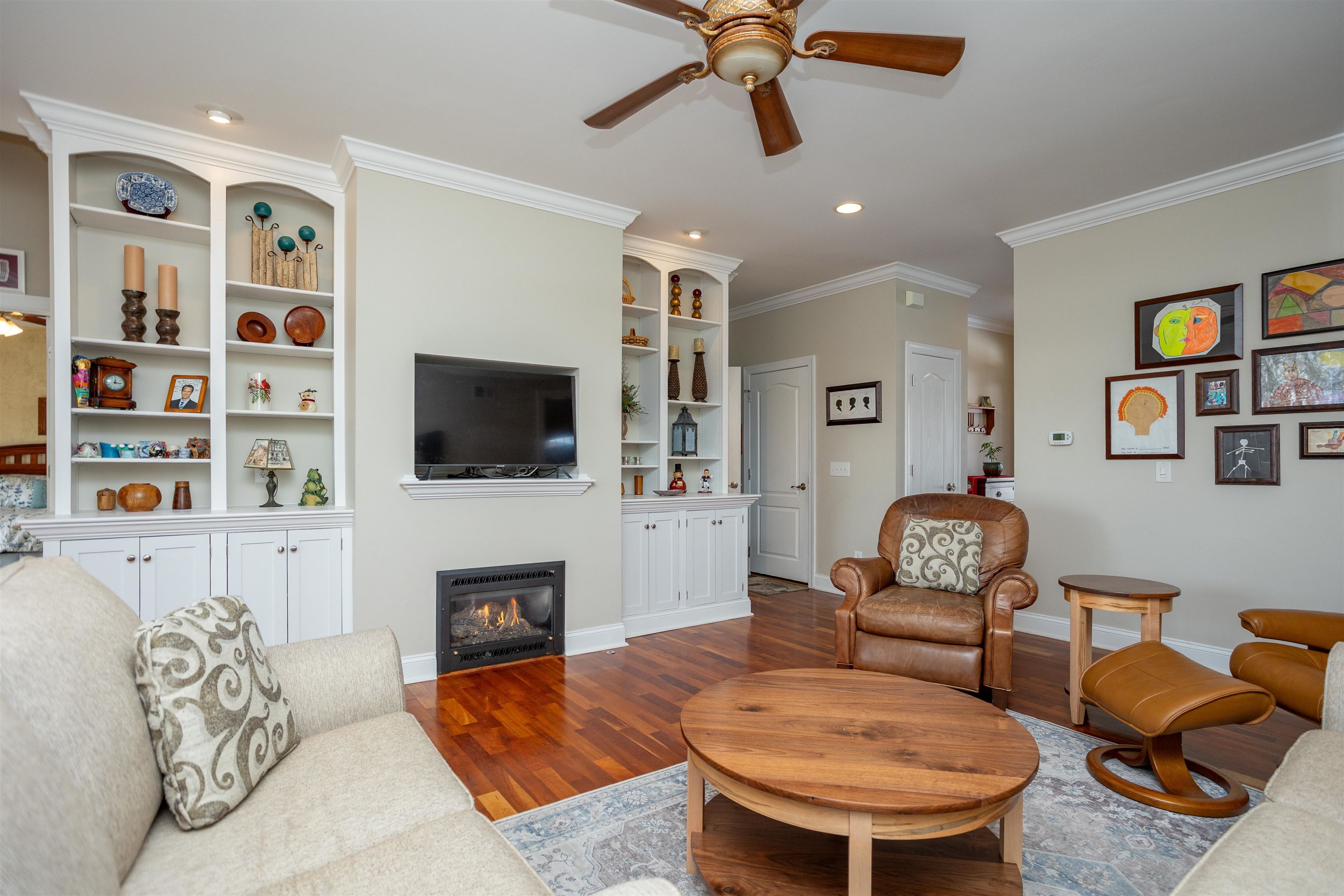 203 Keswick Circle Dayton, VA 22821 - Photo 6 of 73 a living room with furniture and a flat screen tv