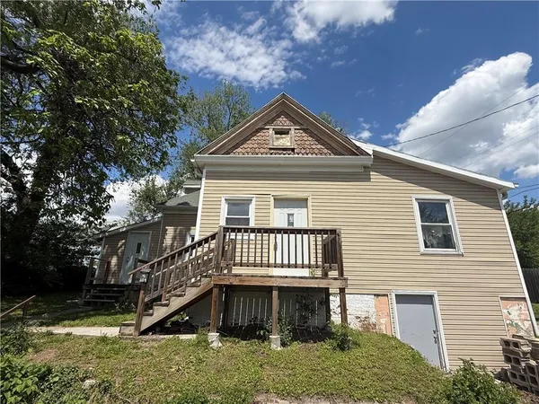 $39,900 | 109 East Market Street, St. Joseph, MO 64505