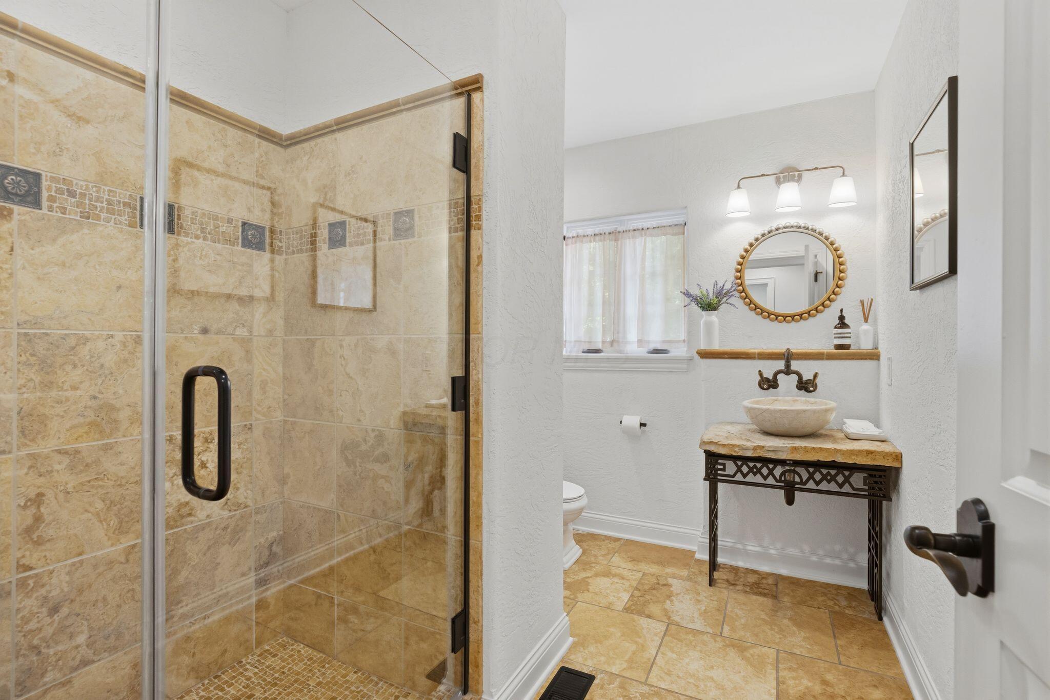 2908 South Dorchester Road Columbus, OH 43221 - Photo 20 of 78