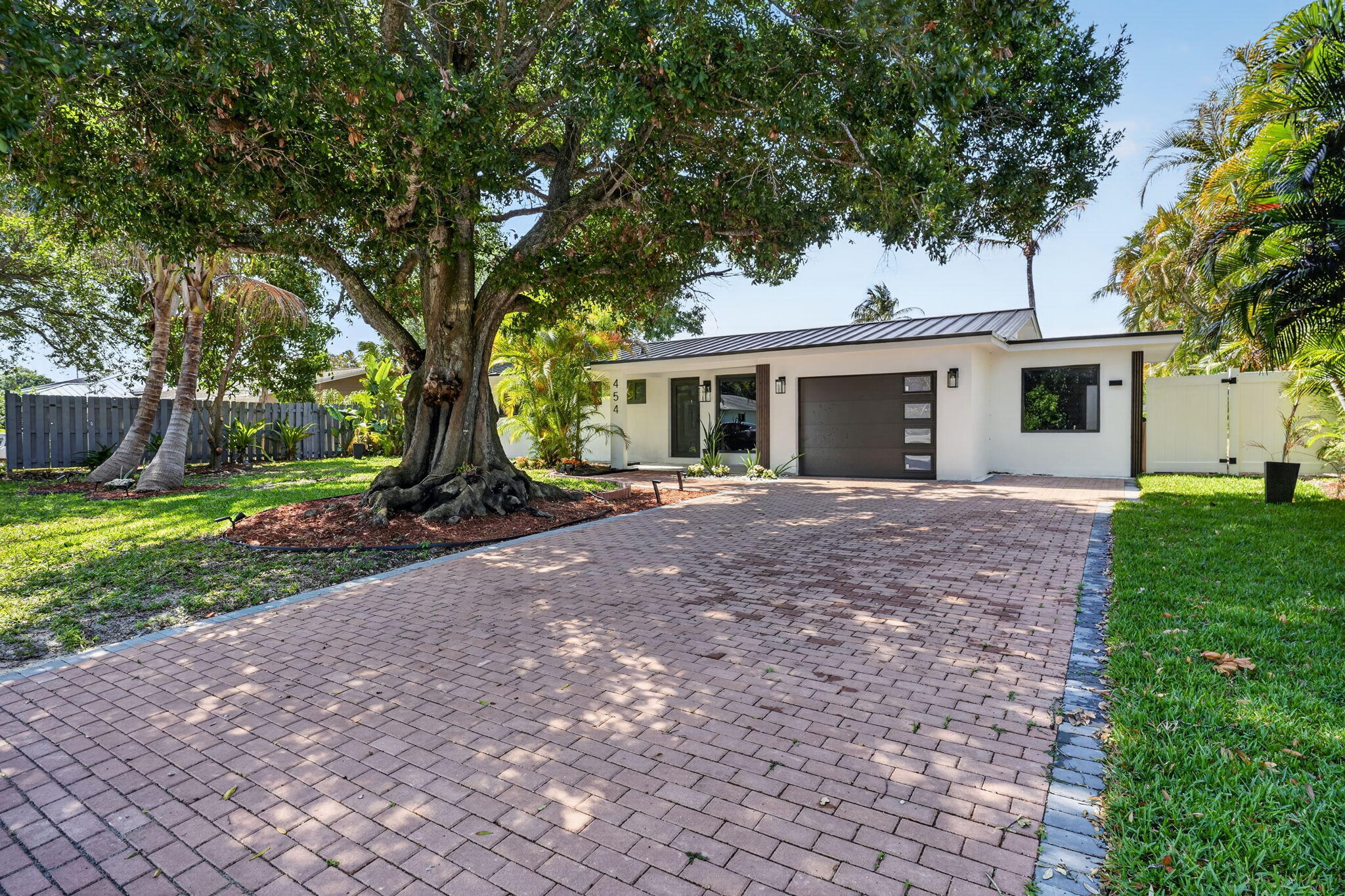 454 Dover Road Jupiter, FL 33469 - Photo 1 of 59 Front