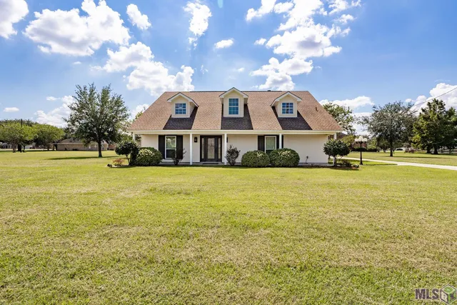 $359,500 | 9348 Jared Street, Livonia, LA 70755