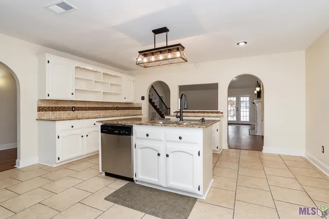 $359,500 | 9348 Jared Street, Livonia, LA 70755