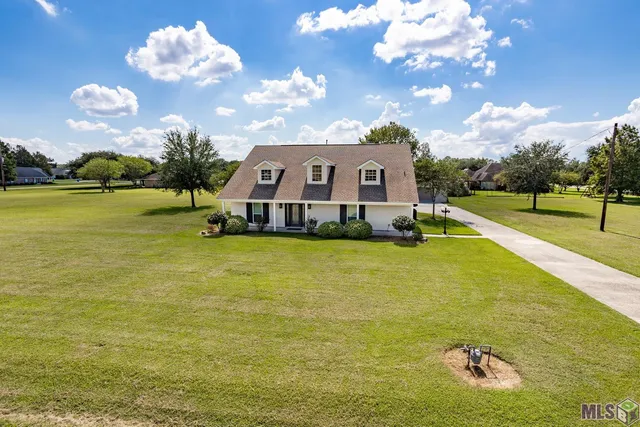 $359,500 | 9348 Jared Street, Livonia, LA 70755