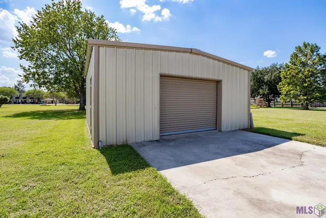 $359,500 | 9348 Jared Street, Livonia, LA 70755