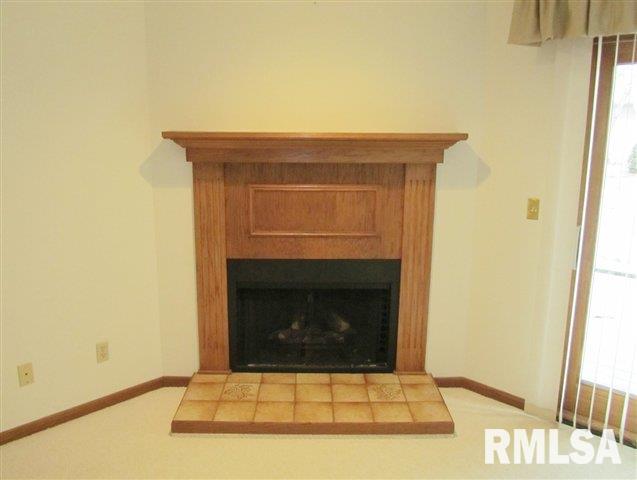 5905 Utica Ridge Road Davenport, IA 52807 - Photo 5 of 12