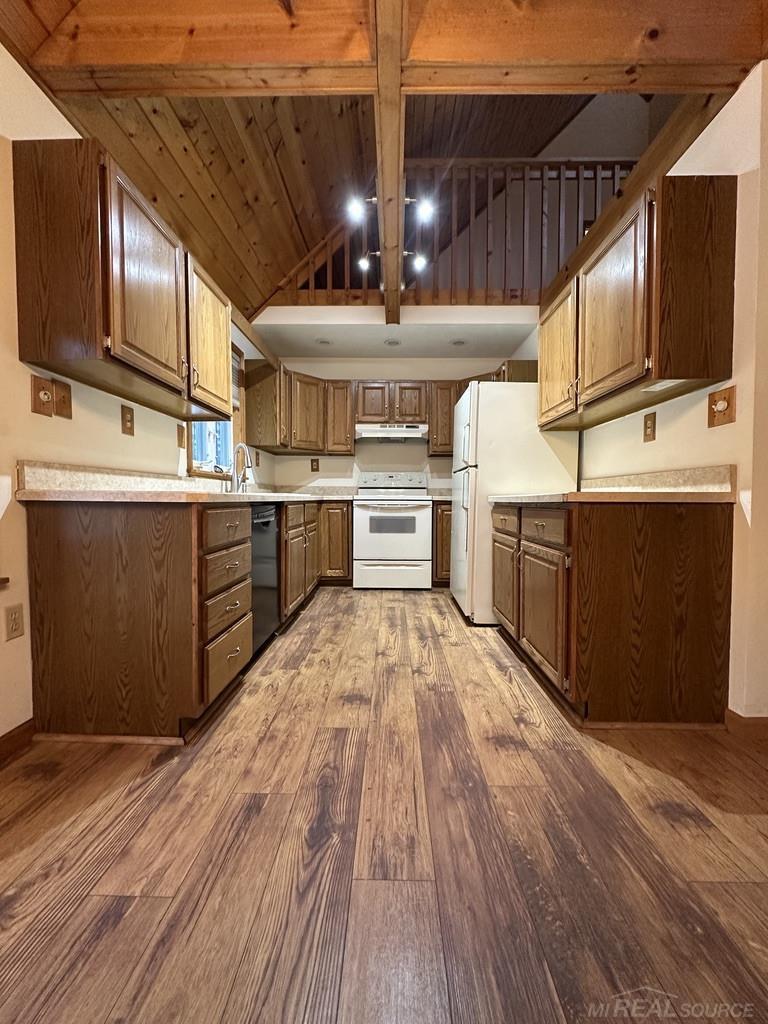 69 Feather Ridge Road Marquette, MI 49855 - Photo 10 of 37 50169353-600088ff-a245-423a-b908-cb693b8b7a53.JPG