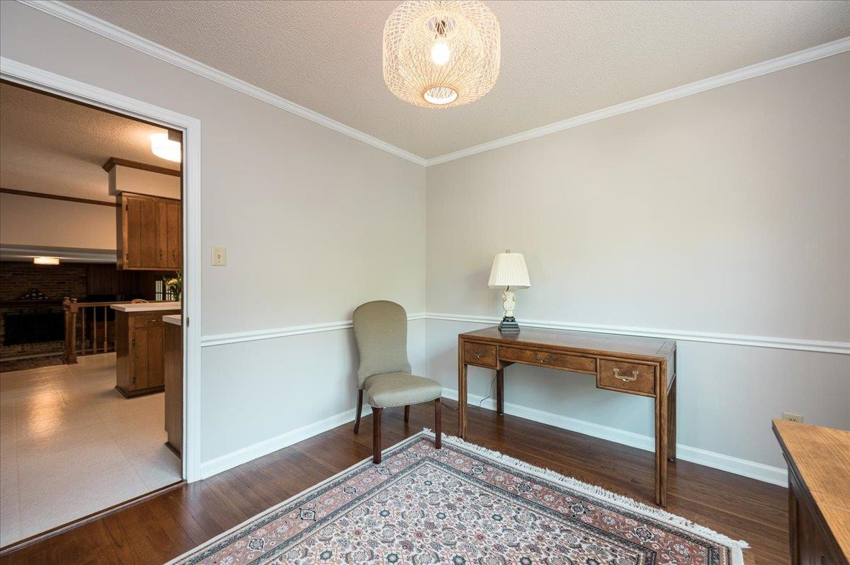 2012 Eagleton Circle Raleigh, NC 27609 - Photo 11 of 29 Photo 11