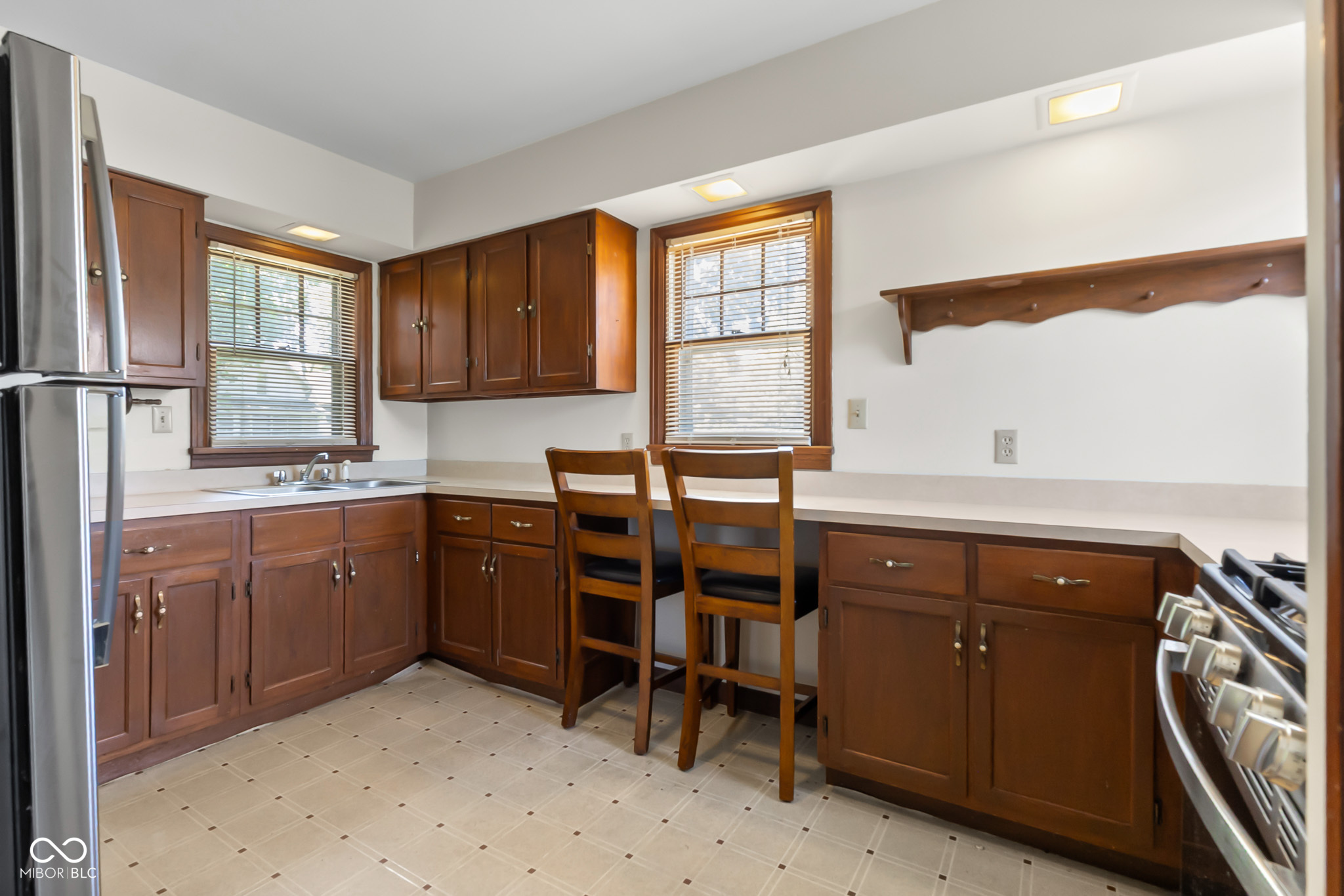 813 Central Place Columbus, IN 47201 - Photo 18 of 43