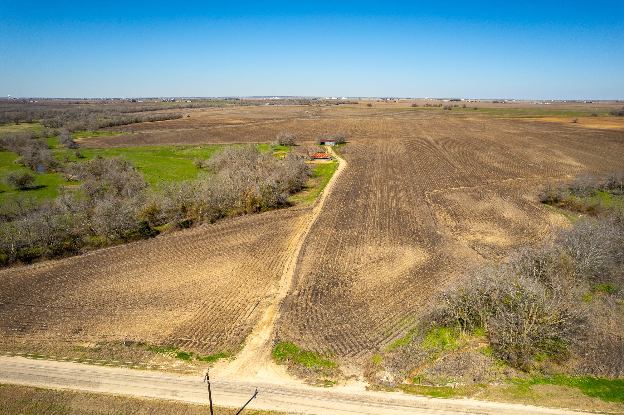 901 County Road 398 Taylor, TX 76574 - Photo 4 of 11