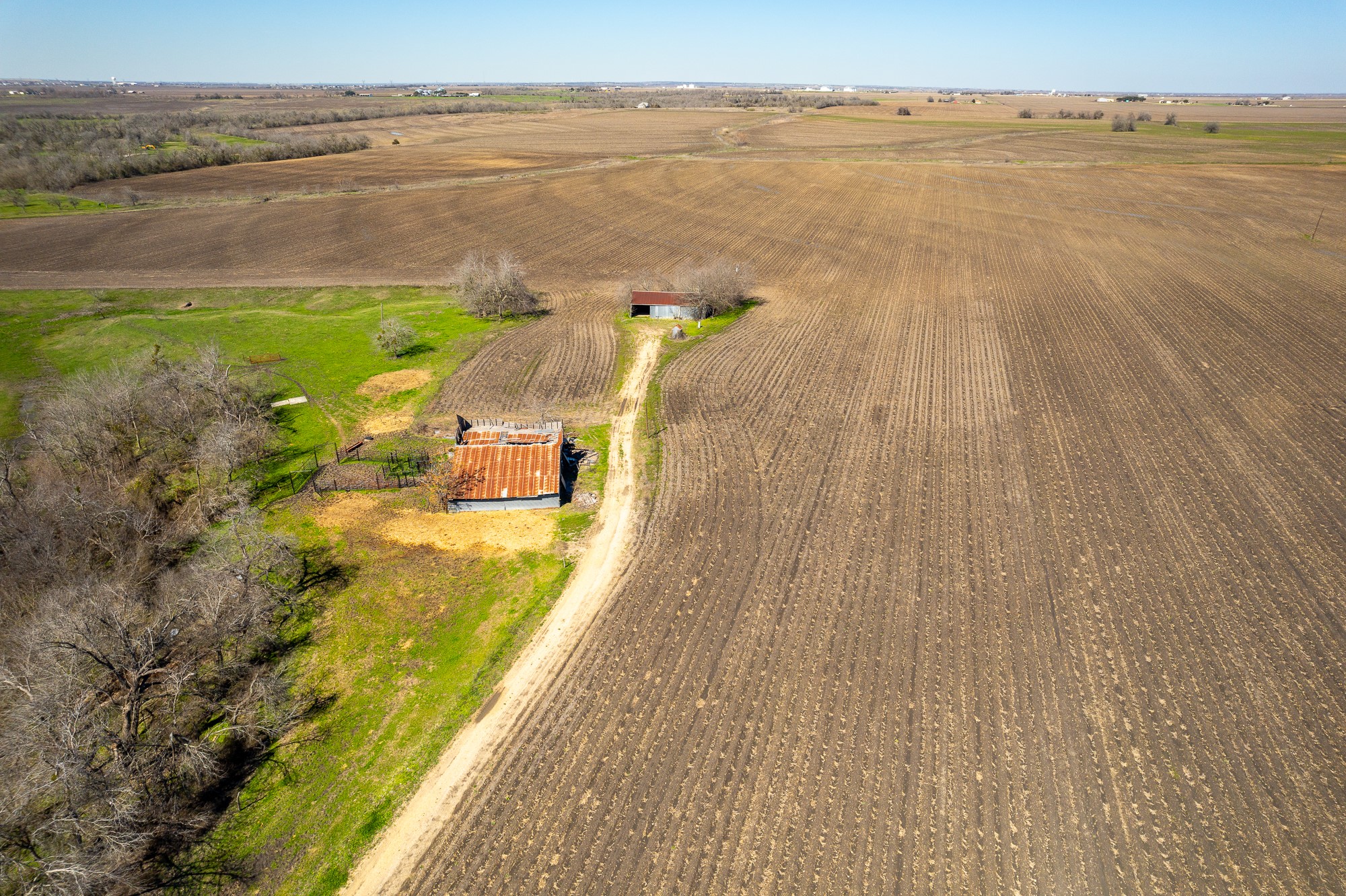 901 County Road 398 Taylor, TX 76574 - Photo 5 of 11
