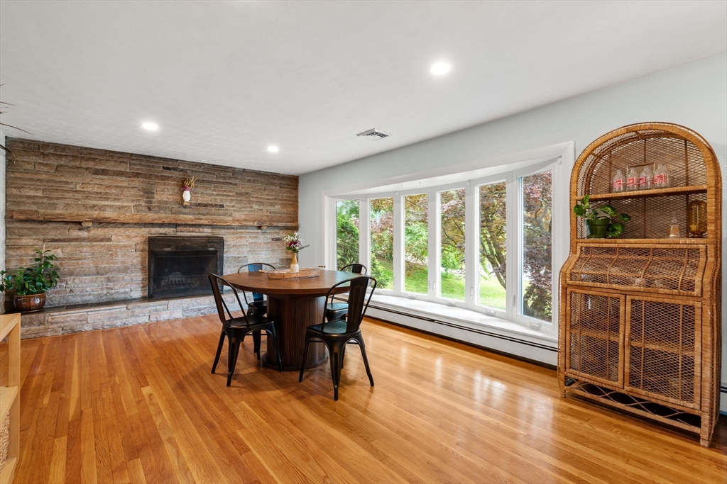 8 Birchwood Road Hudson, MA 01749 - Photo 7 of 36