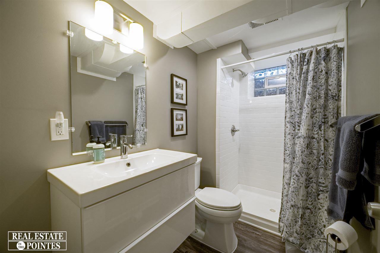 136 Moran Road Grosse Pointe Farms, MI 48236 - Photo 38 of 51