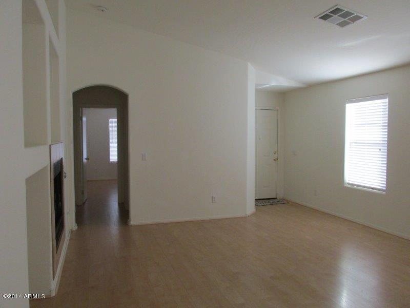 3223 West Tanner Ranch Road Queen Creek, AZ 85144 - Photo 3 of 21 LIving1