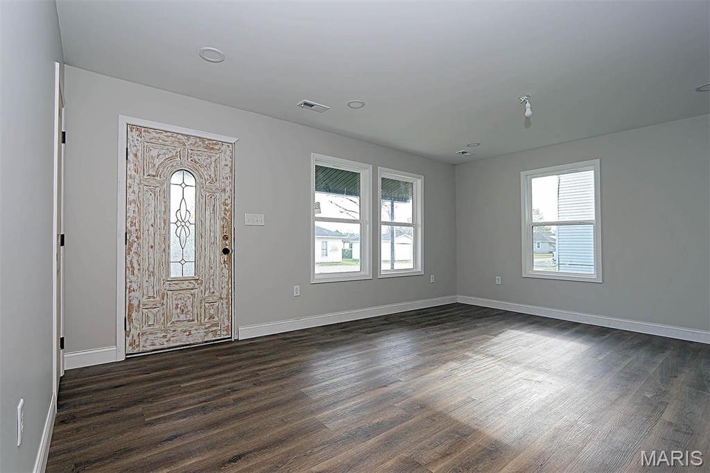 804 Mcphfeters Street Oran, MO 63771 - Photo 15 of 32