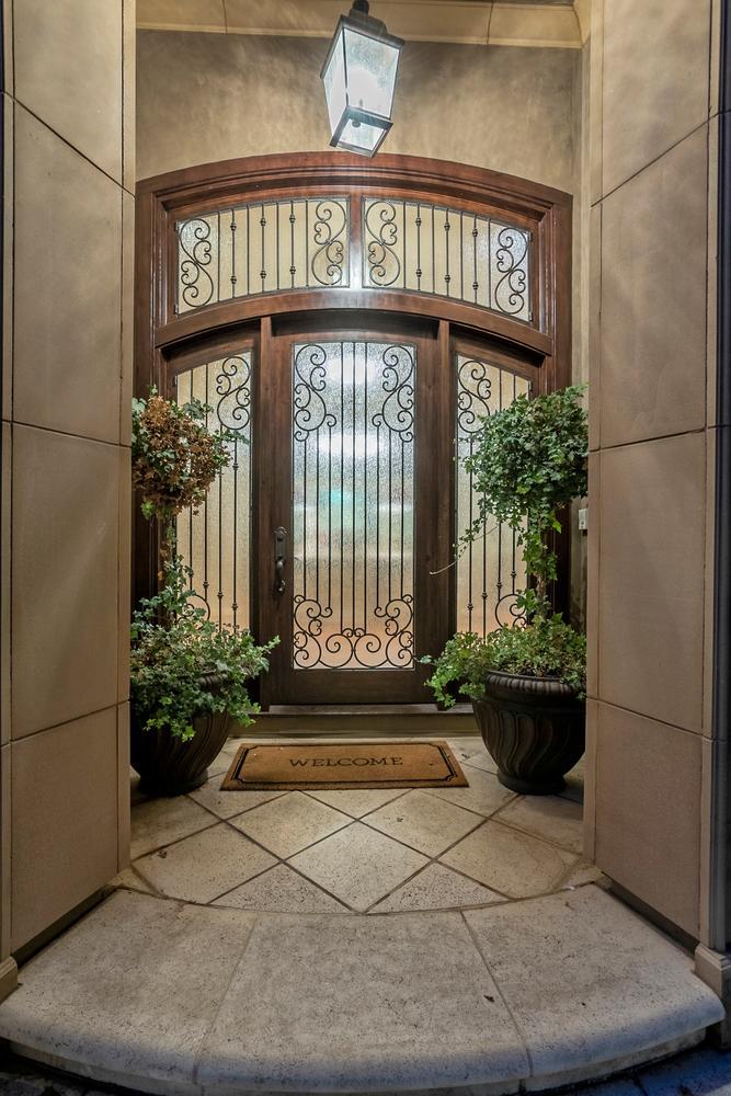 18485 Withey Road Monte Sereno, CA 95030 - Photo 5 of 39 a front view of a building