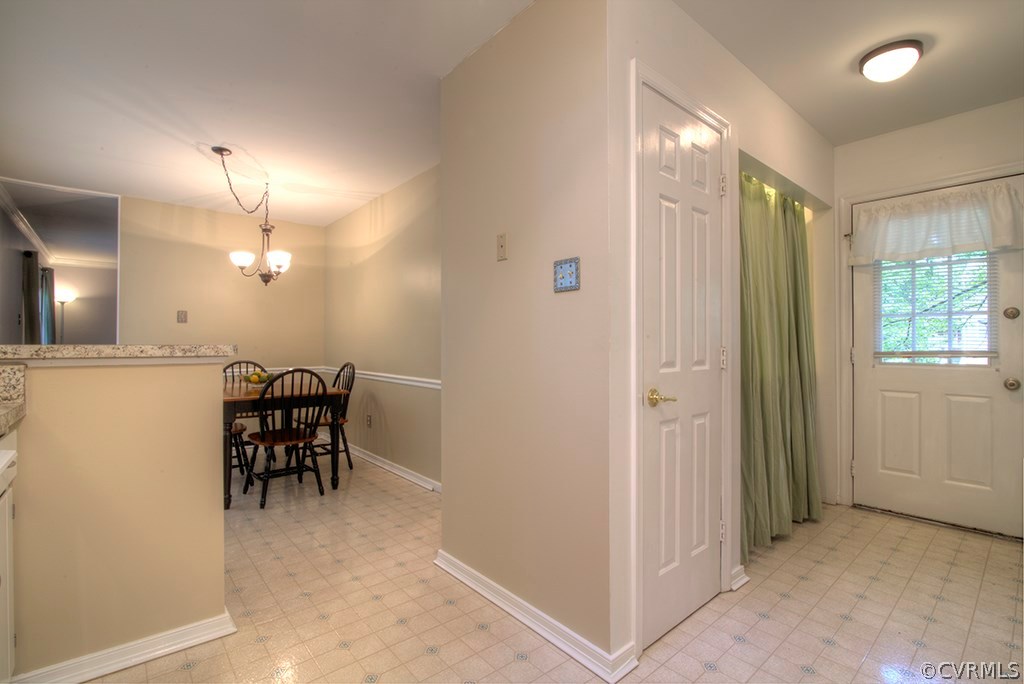 10140 Natural Bridge Road North Chesterfield, VA 23236 - Photo 13 of 32 Gallery Image 13