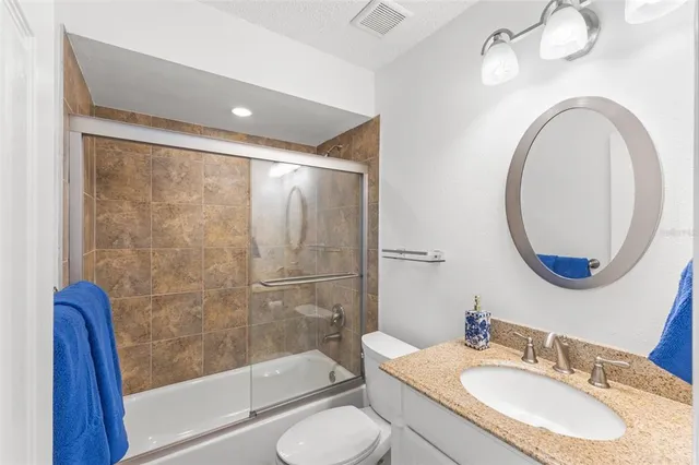 $749,900 | 343 Madeira Circle, St. Petersburg, FL 33715