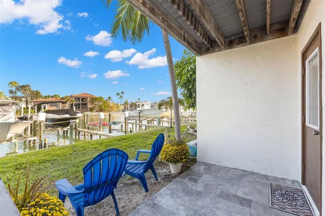 $749,900 | 343 Madeira Circle, St. Petersburg, FL 33715