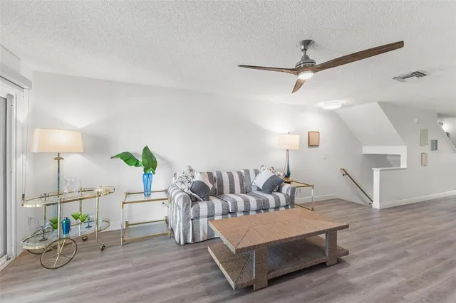 $749,900 | 343 Madeira Circle, St. Petersburg, FL 33715