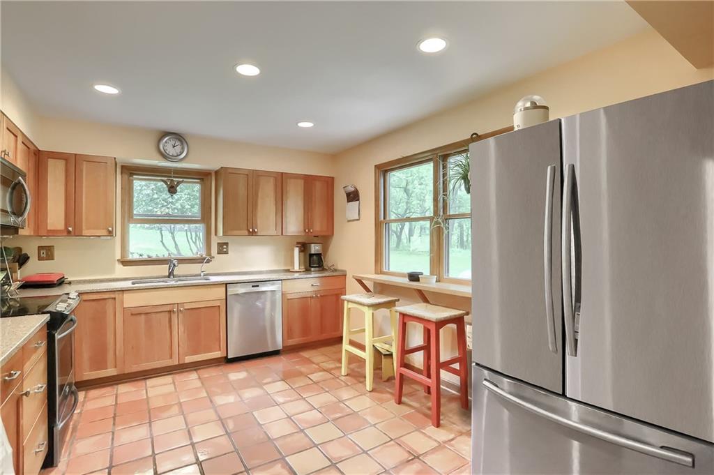 960 Blackburn Road Sewickley, PA 15143 - Photo 14 of 25