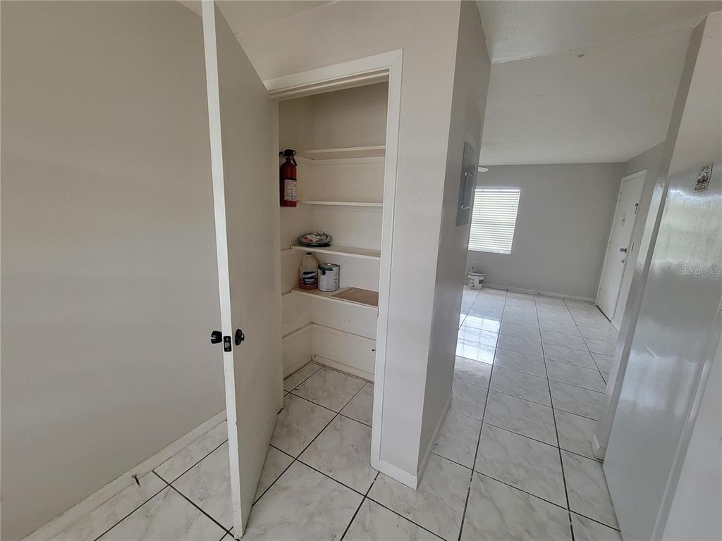 1665 West Oak Ridge Road, Unit D Orlando, FL 32809 - Photo 7 of 44 Gallery Image 7