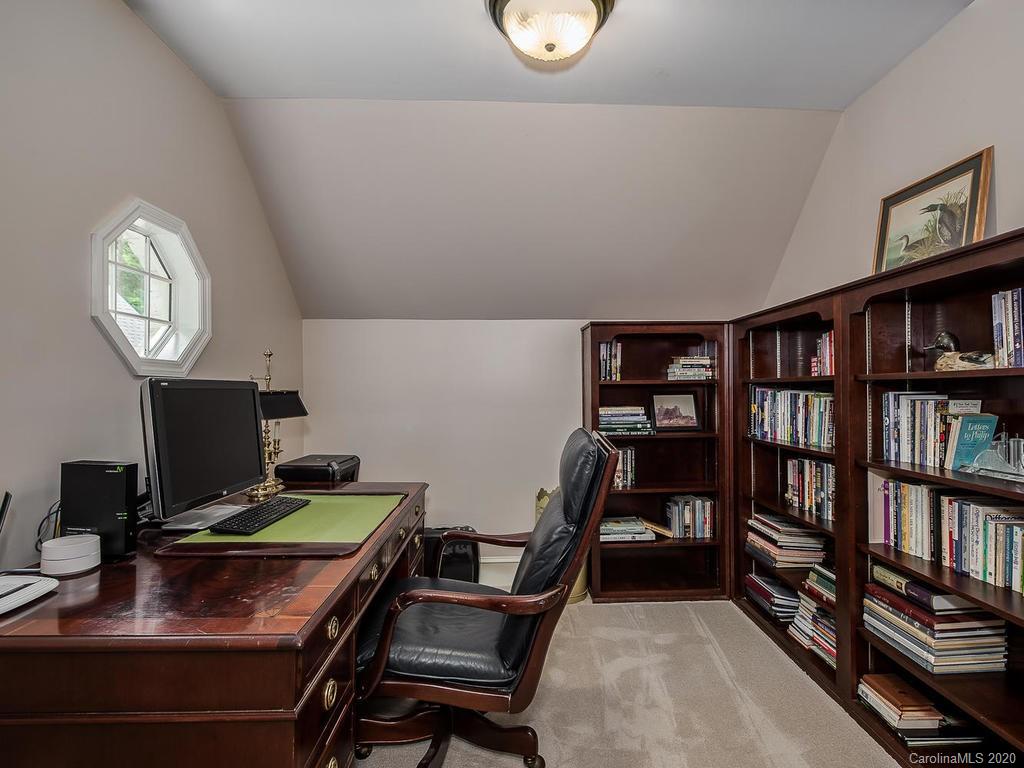 2701 Plantation Road Charlotte, NC 28270 - Photo 35 of 40 Gallery Image 35