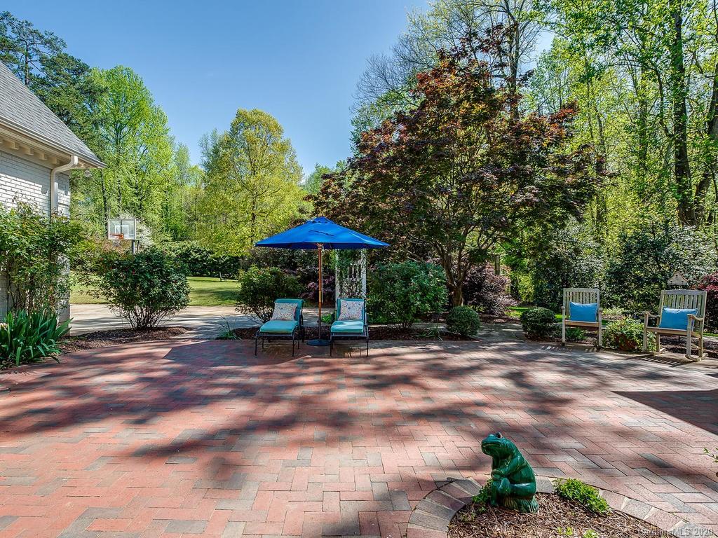 2701 Plantation Road Charlotte, NC 28270 - Photo 38 of 40 Gallery Image 38