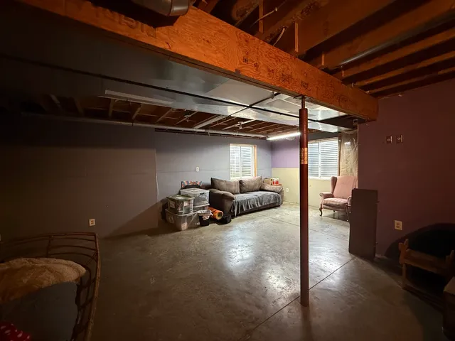 a view of walk in closet