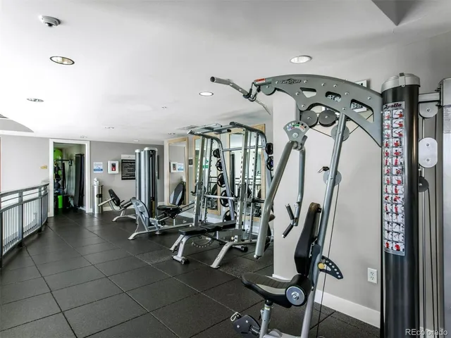 $9,000 | 2001 Lincoln Street, Unit 2524L, Denver, CO 80202