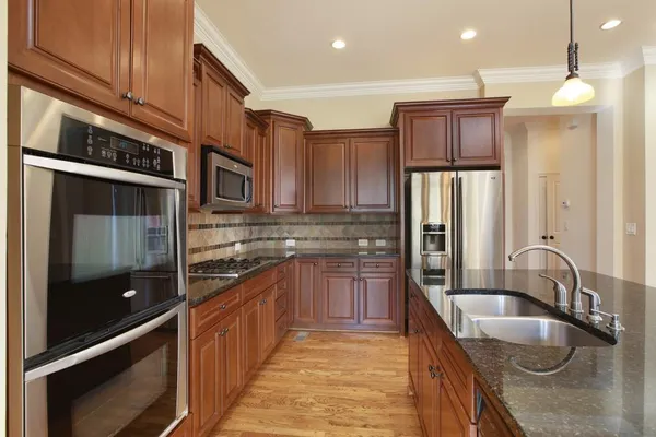 $3,600 | 2010 Heathermere Way, Roswell, GA 30075