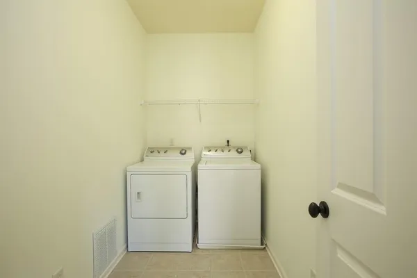 $3,600 | 2010 Heathermere Way, Roswell, GA 30075