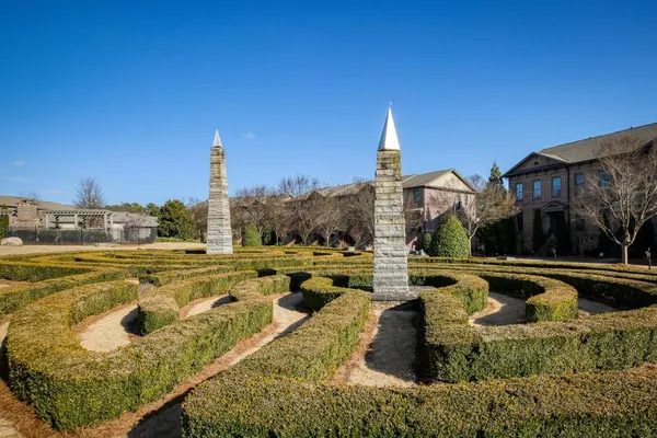 $3,600 | 2010 Heathermere Way, Roswell, GA 30075