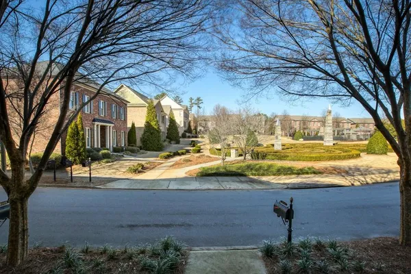 $3,600 | 2010 Heathermere Way, Roswell, GA 30075
