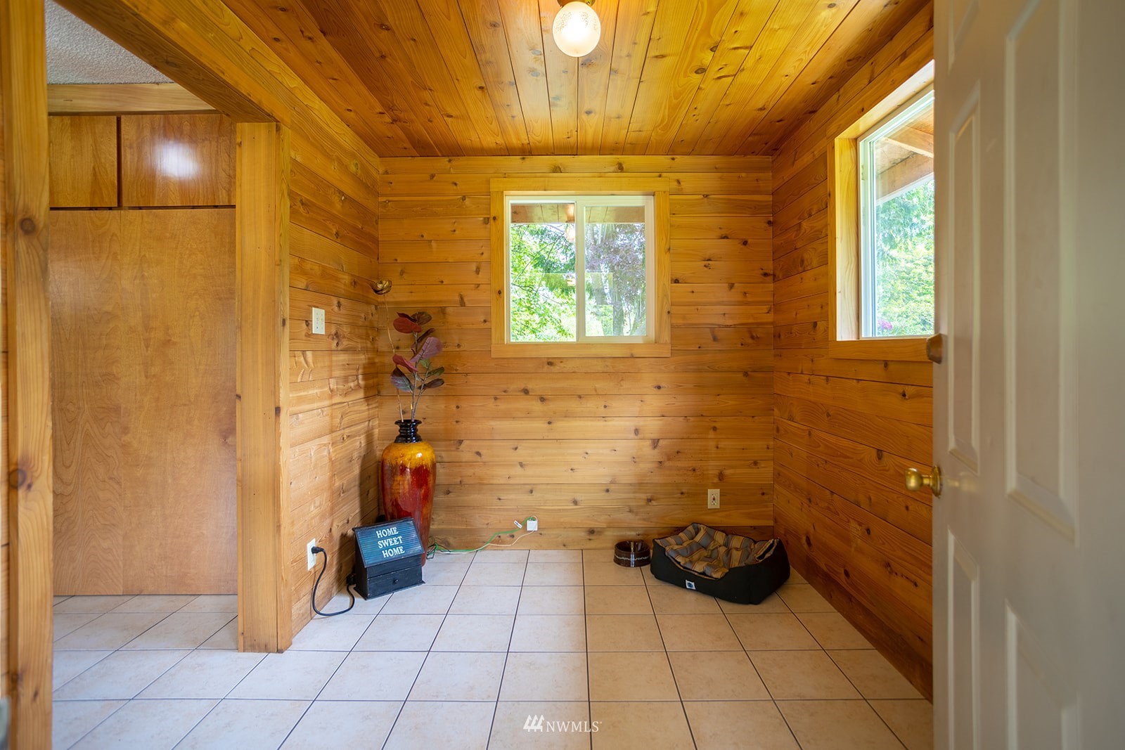 1407 Huntley Road Bellingham, WA 98226 - Photo 6 of 39 a bathroom with a sink and a shower