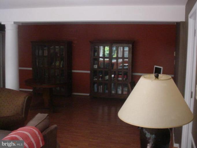 7525 Salem Road Falls Church, VA 22043 - Photo 11 of 30 Family Room #2