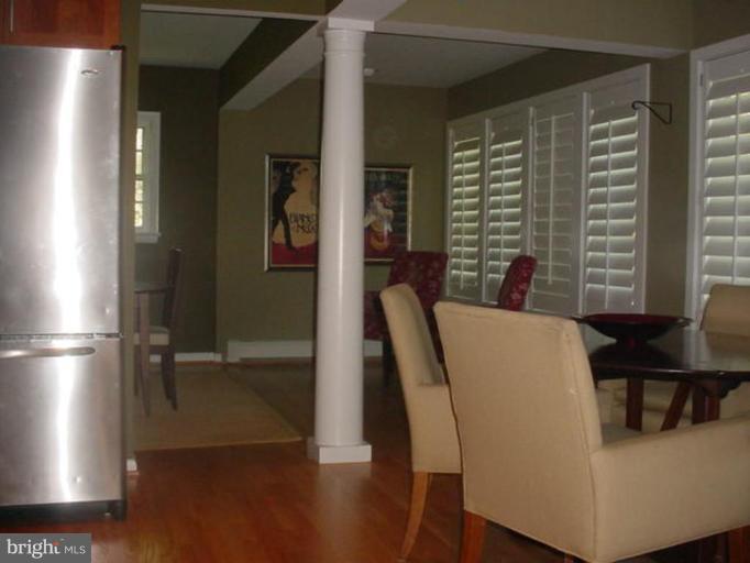 7525 Salem Road Falls Church, VA 22043 - Photo 13 of 30 Sitting Room