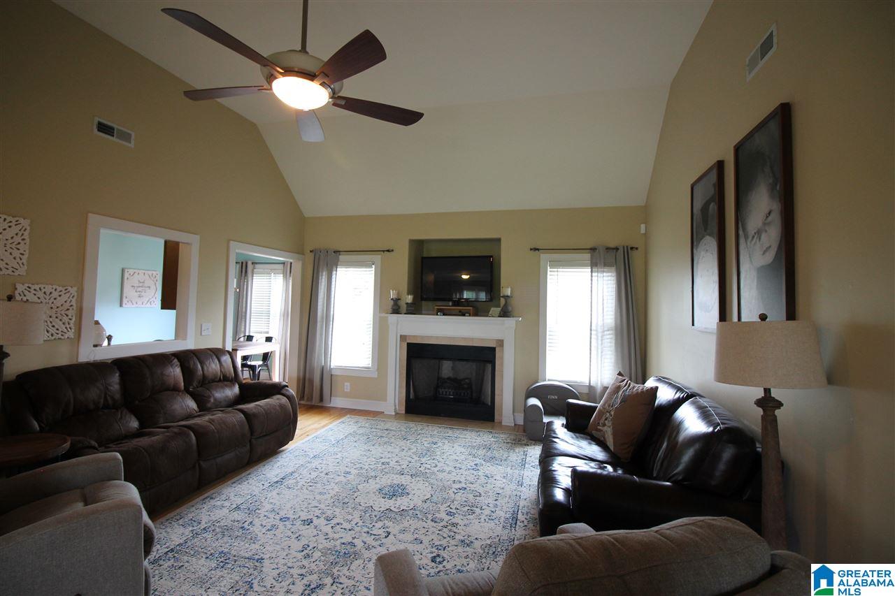 1803 East Hanceville Road Southeast Cullman, AL 35055 - Photo 4 of 27