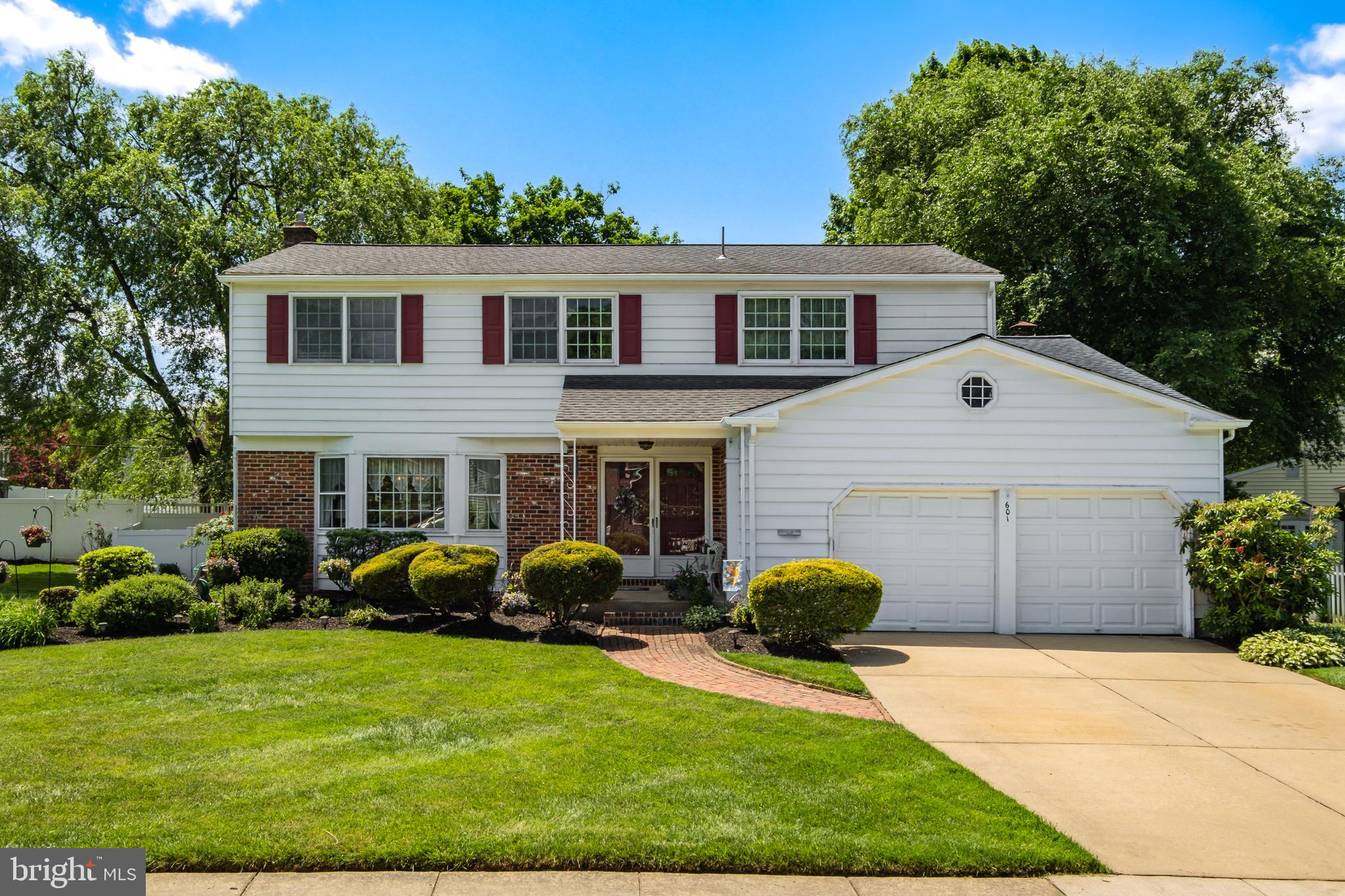 Welcome to 601 Norwood Road!