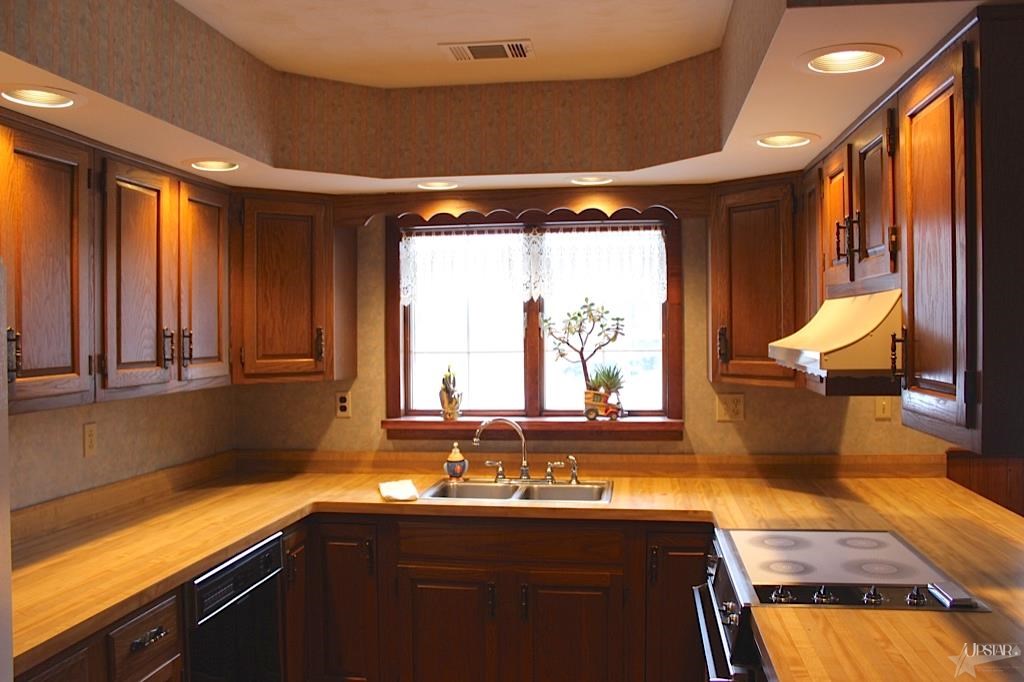 54950 Pear Road South Bend, IN 46628 - Photo 5 of 26