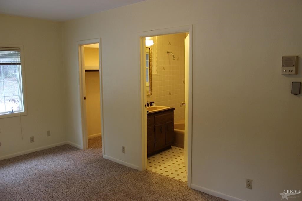 54950 Pear Road South Bend, IN 46628 - Photo 8 of 26