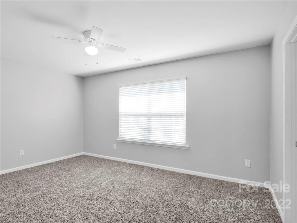 10502 Ebbets Road Charlotte, NC 28273 - Photo 29 of 48 an empty room with a window