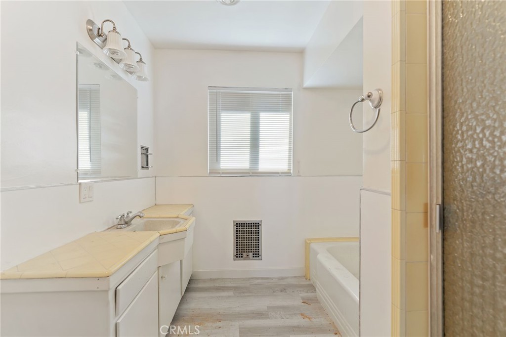 12418 Gain Street Pacoima, CA 91331 - Photo 16 of 25