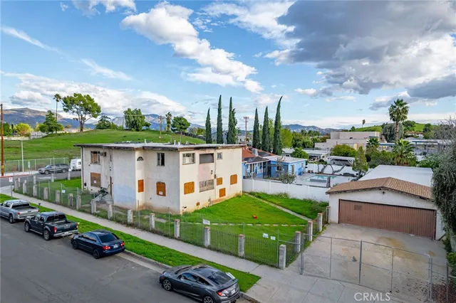 $990,000 | 12418 Gain Street, Pacoima, CA 91331